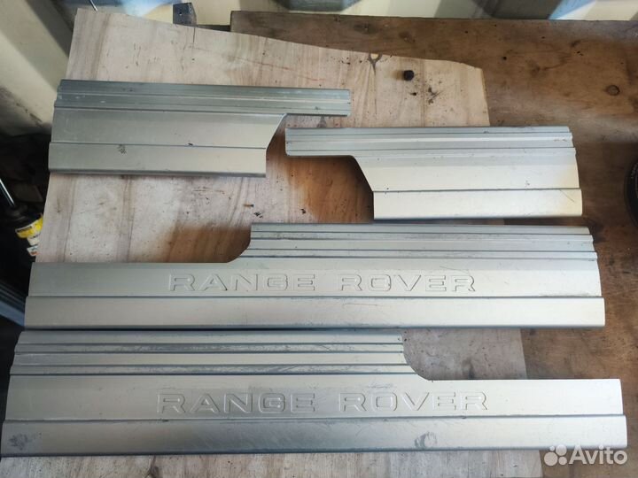 Комплект внутр. накладок порогов Range Rover III