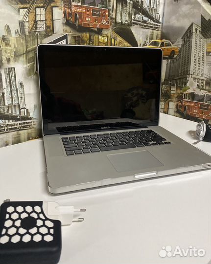 Macbook pro 15 late 2011