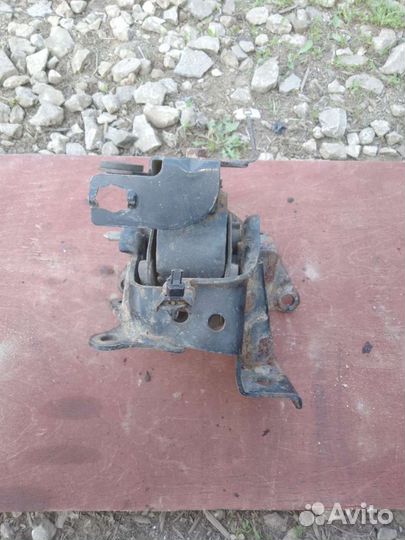 Подушка МКПП Nissan X-Trail T30