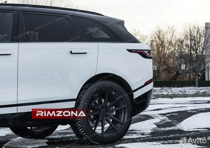 Кованые диски R22 на Range Rover Sport