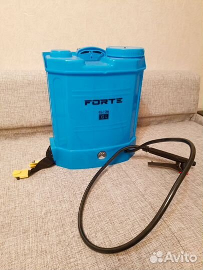 Опрыскиватель садовый аккумуляторный 12 л