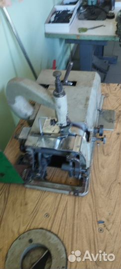 Брусовочная машина для спуска края кожи