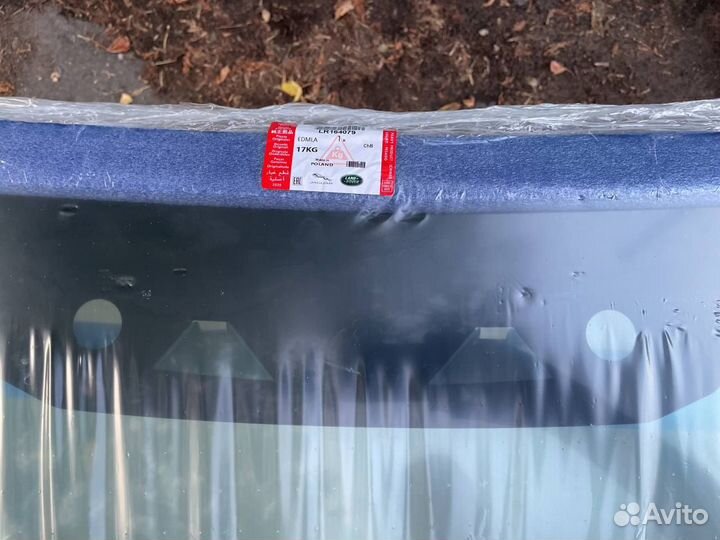 Лобовое стекло на Land Rover Defender Оригинал