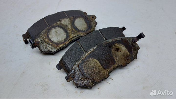 Тормозные колодки переднее Infiniti G35 V36 3.5