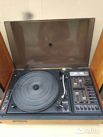 Проигрыватель виниловых пластинок Арктур 004