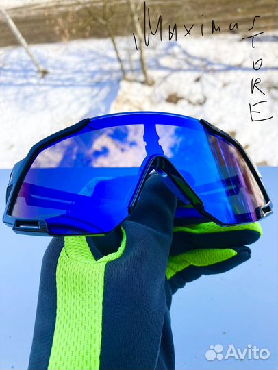 Спортивные солнцезащитные очки чёрно-синие