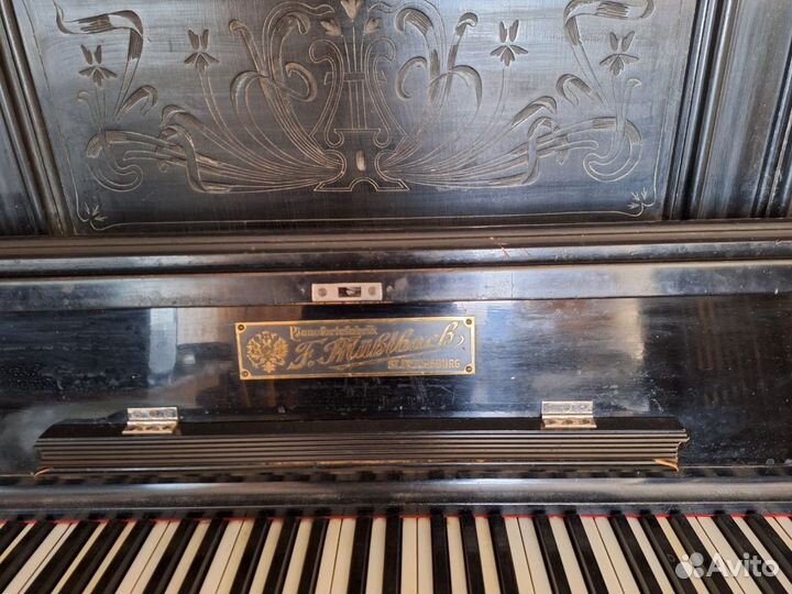 Пианино антикварное