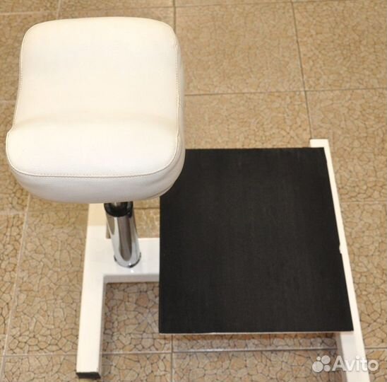 Педикюрная подставка для ног бу