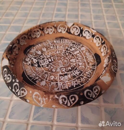 Пепельницы сувенирные