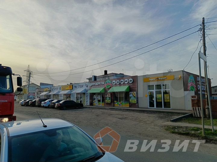 Торговое помещение на 1 линии проездной улицы