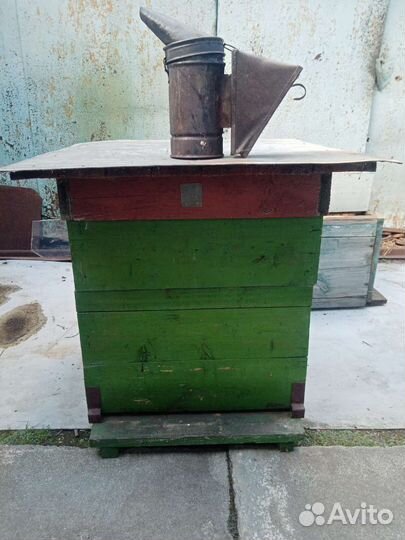 Ульи пчелиные