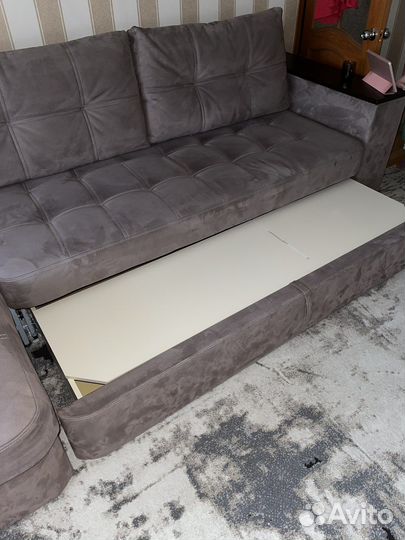 Диван угловой