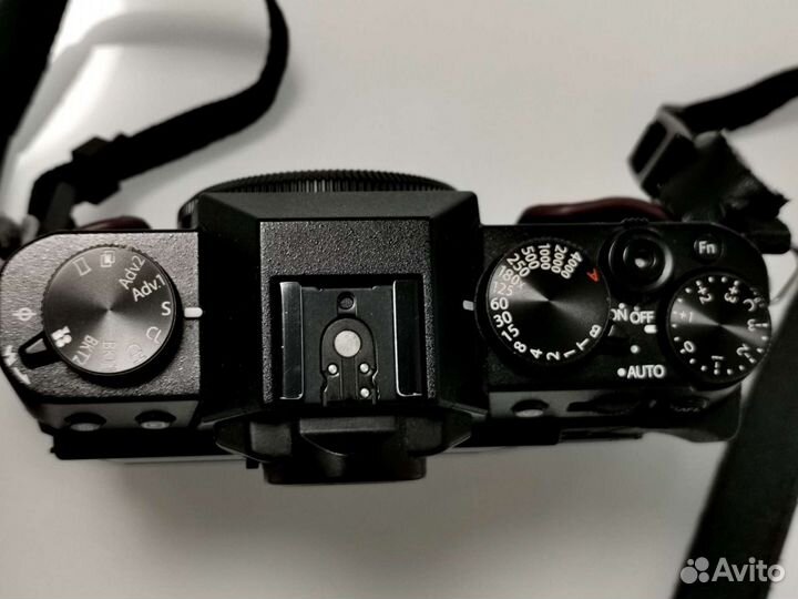 Фотоаппарат Fujifilm X-T20 (body) с чехлом