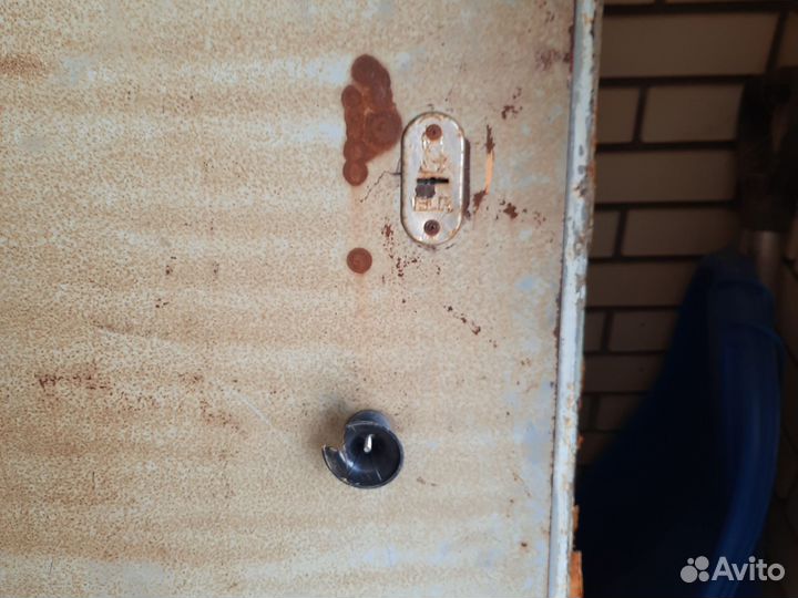 Дверь входная железная бу