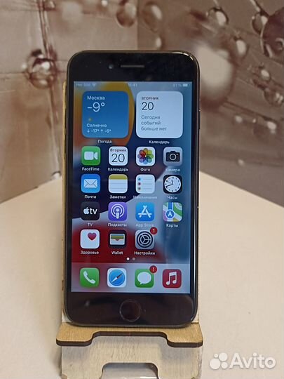 iPhone 7, 32 ГБ
