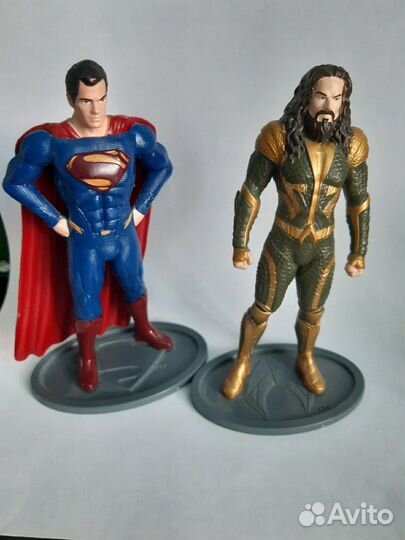 Фигурки супергероев