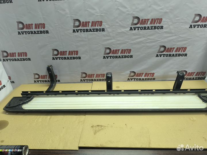 Подножка порога правая Mitsubishi Pajero Sport 3