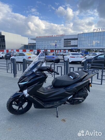 Скутер N-Max 50/150