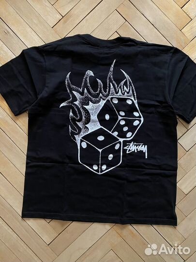 Футболка stussy fire dice tee