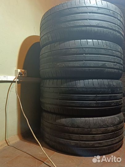 Dunlop SP Sport Maxx 050+ 295/35 R21