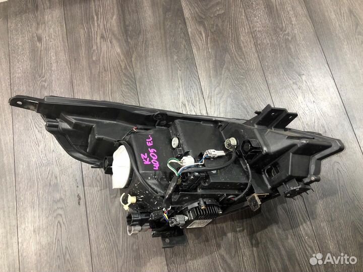 Фара ксеноновая передняя левая Nissan Teana J32