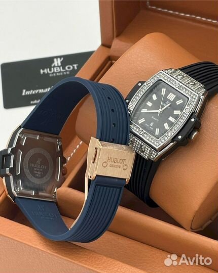 Часы женские Hublot