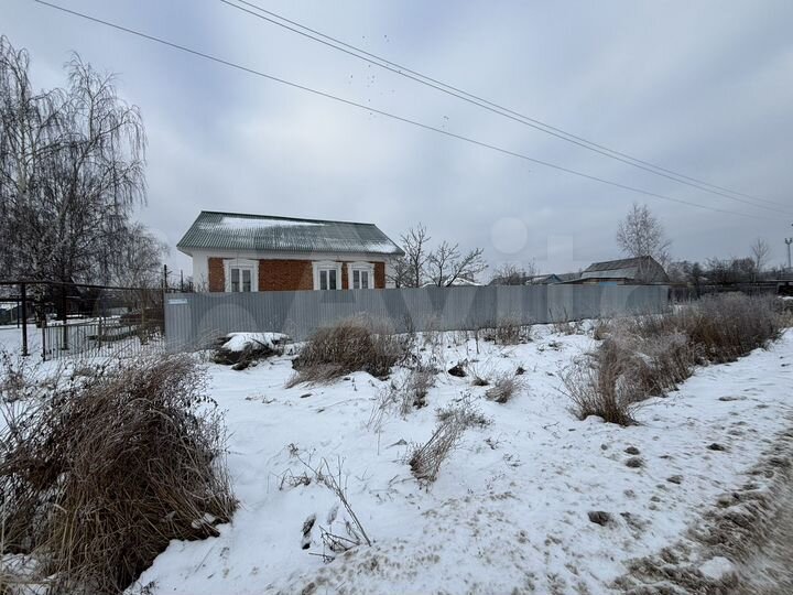 Дом 50 м² на участке 6 сот.