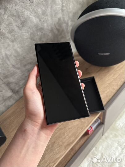 Samsung Galaxy S23 Ultra, 12/512 ГБ