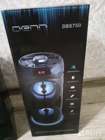 Музыкальная колонка с блютузом и караоке