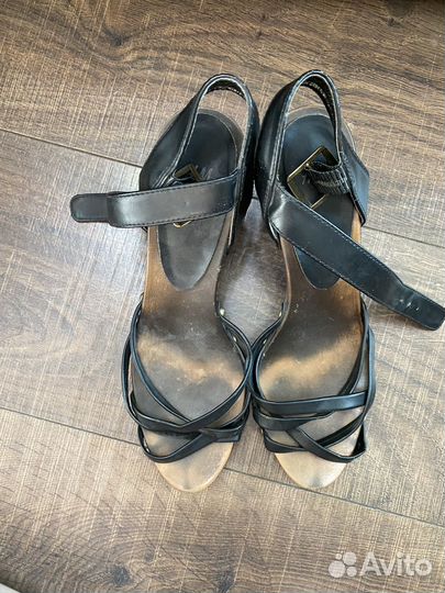 Босоножки женские 38 размер