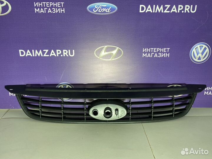 Решётка радиатора Ford Focus 2 верхняя