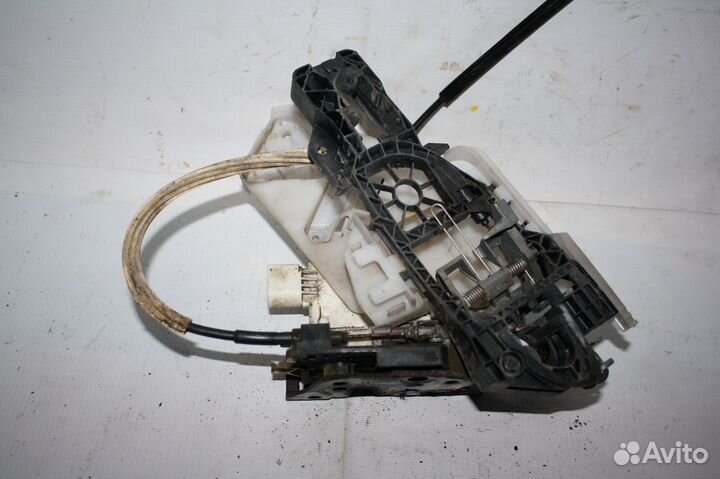 Замок двери VW Passat B7 Audi Q3 Q5 Q7 3C1837015A