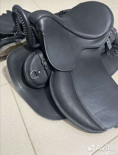 Седло для лошади