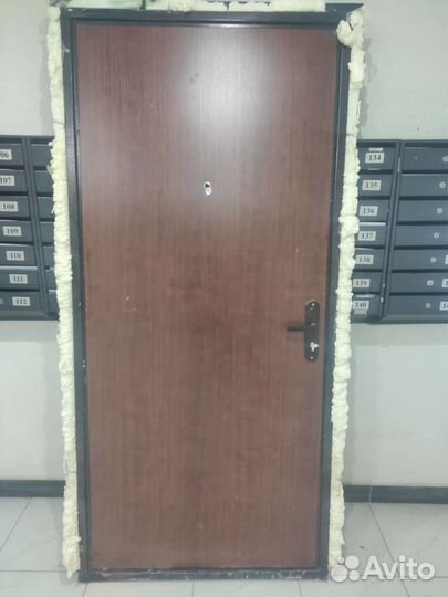 Дверь входная металлическая