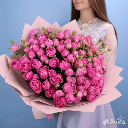Букет из кустовых роз