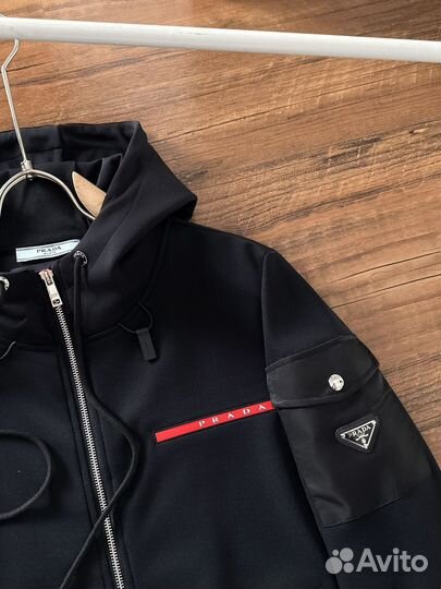 Спортивный костюм Prada