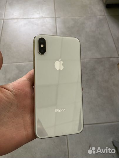 iPhone X, 64 ГБ