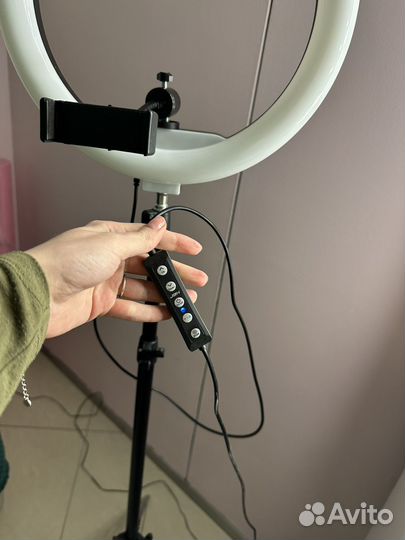 Кольцевая лампа