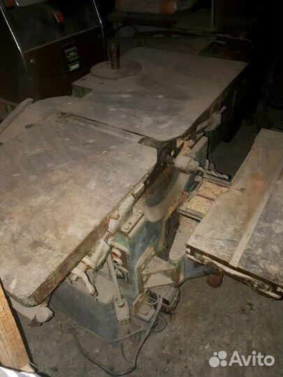 Деревообрабатывающие станки