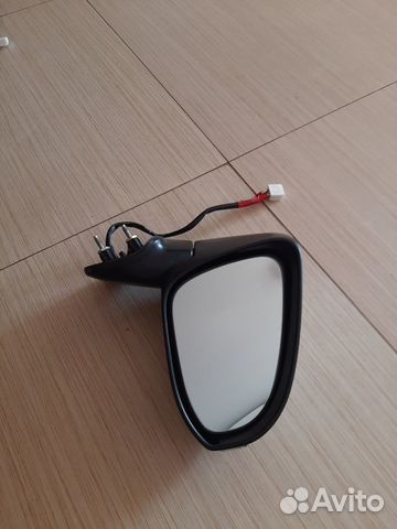 Зеркало боковое правое Toyota Spade 2013г в Иркутс