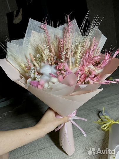 Букет из стабилизированных цветов, сухие цветы