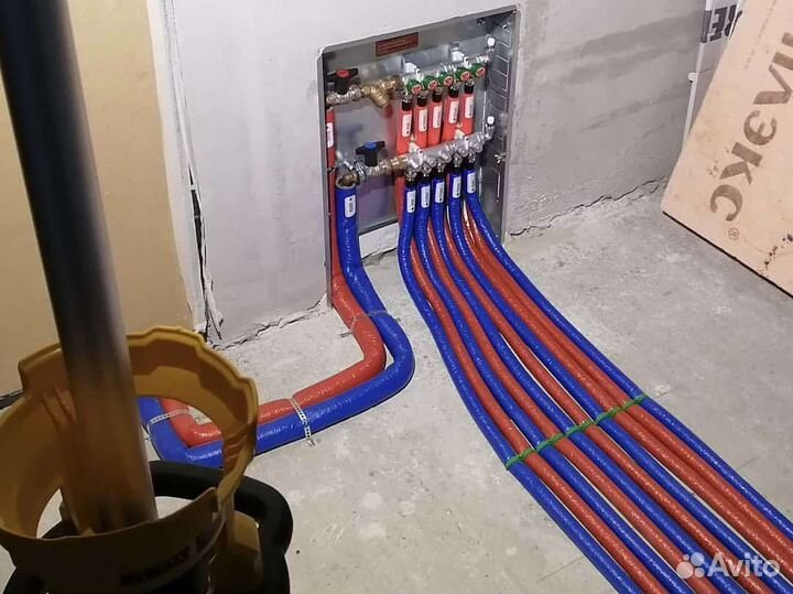 Сантехник. Монтаж труб Rehau (рехау)