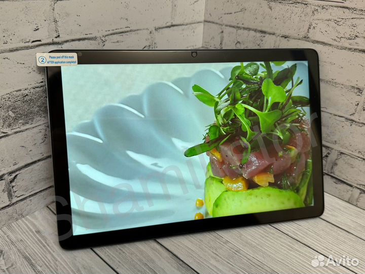 Планшет с клавиатурой и мышкой