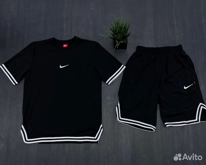 Костюм Nike
