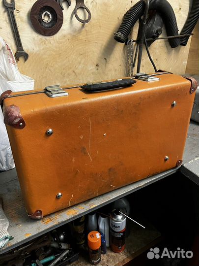 Чемоданы времен СССР