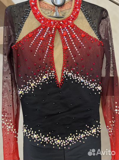 Комбинезон для фигурного катания 137-146