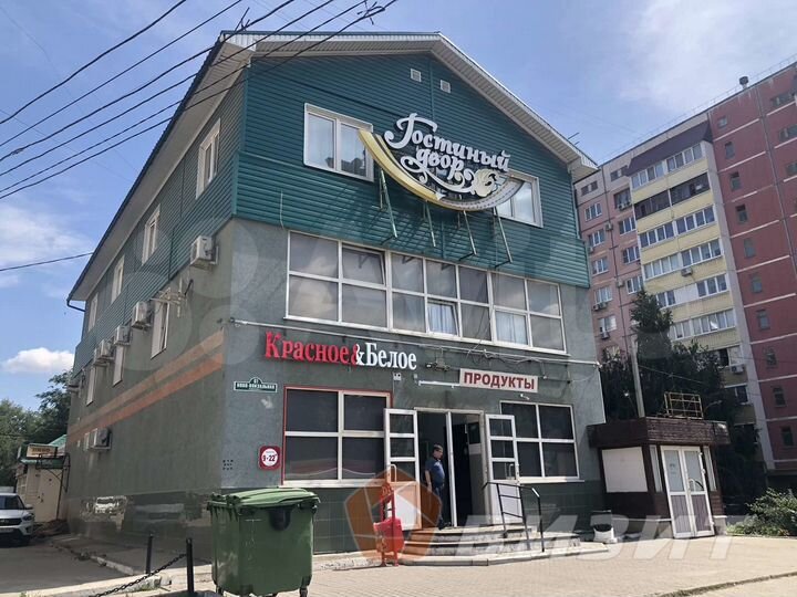 Торговое помещение общим входом с 