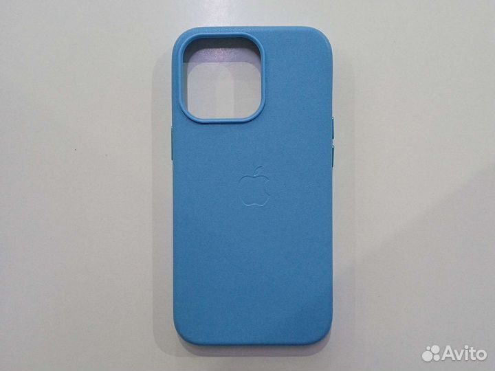 Кожаный чехол на iPhone 13 Pro Голубой