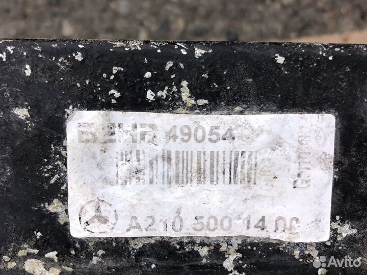 Радиатор интеркулера mercedes benz w210