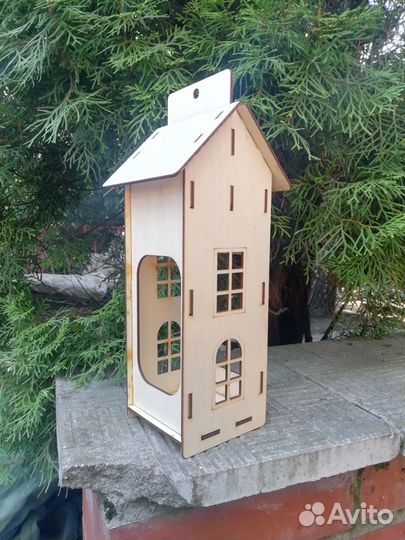 Кормушка для птиц 